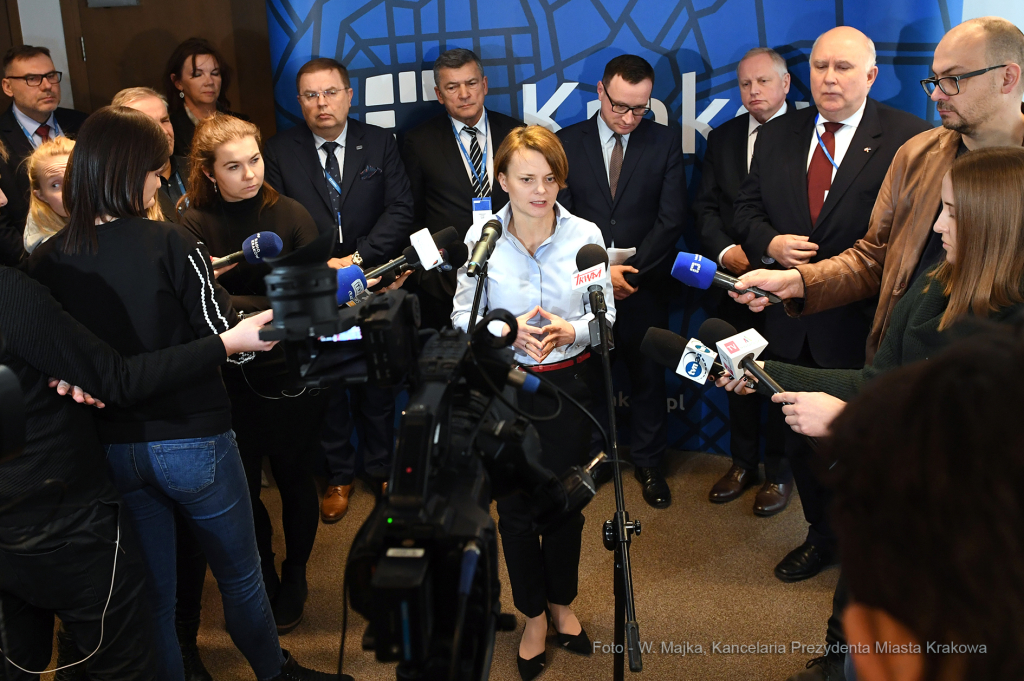 dsc_4342 kopia02.jpg-briefing ws. Okrągłego Stołu  Autor: W. Majka