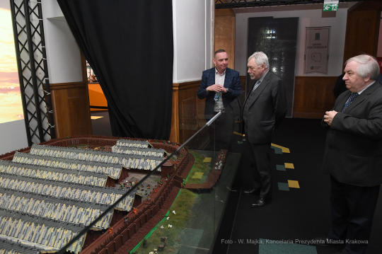 0909.jpg-HistoryLand