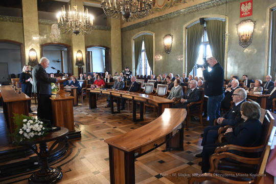 0101.jpg-Jubileusz 90-lecia Państwa Zasadów