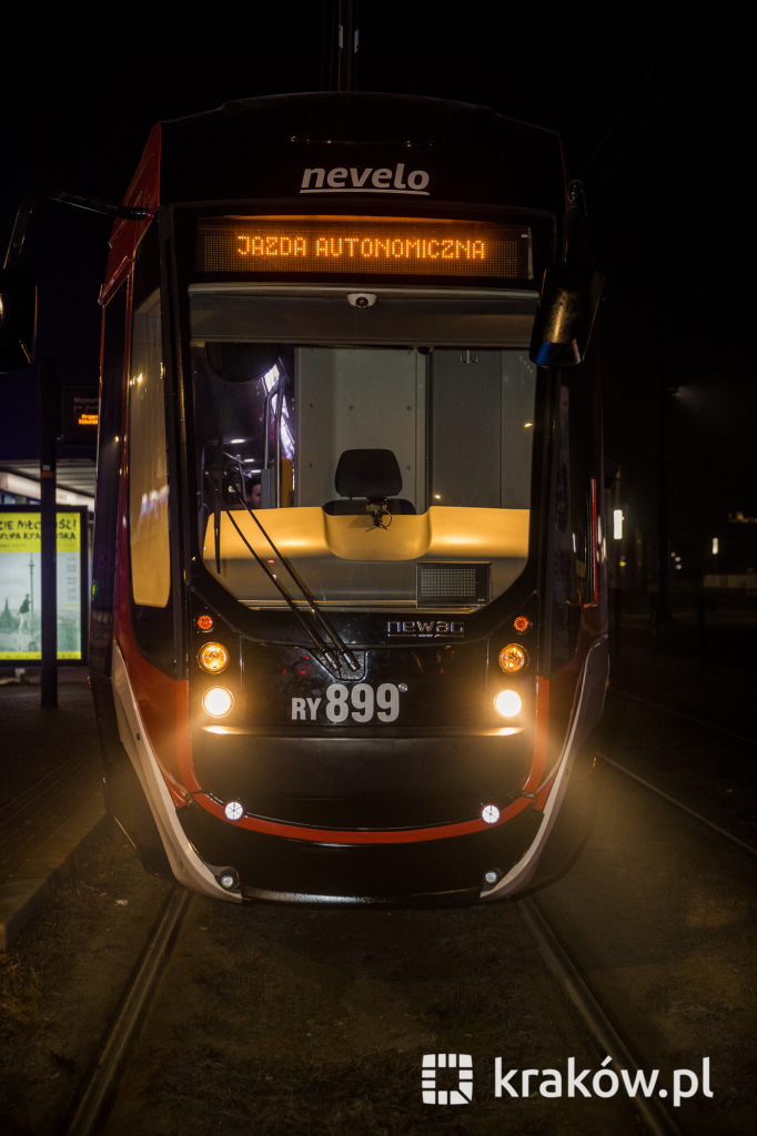 bs_200128_0473.jpg-Pierwszy w Polsce przejazd autonomicznego tramwaju