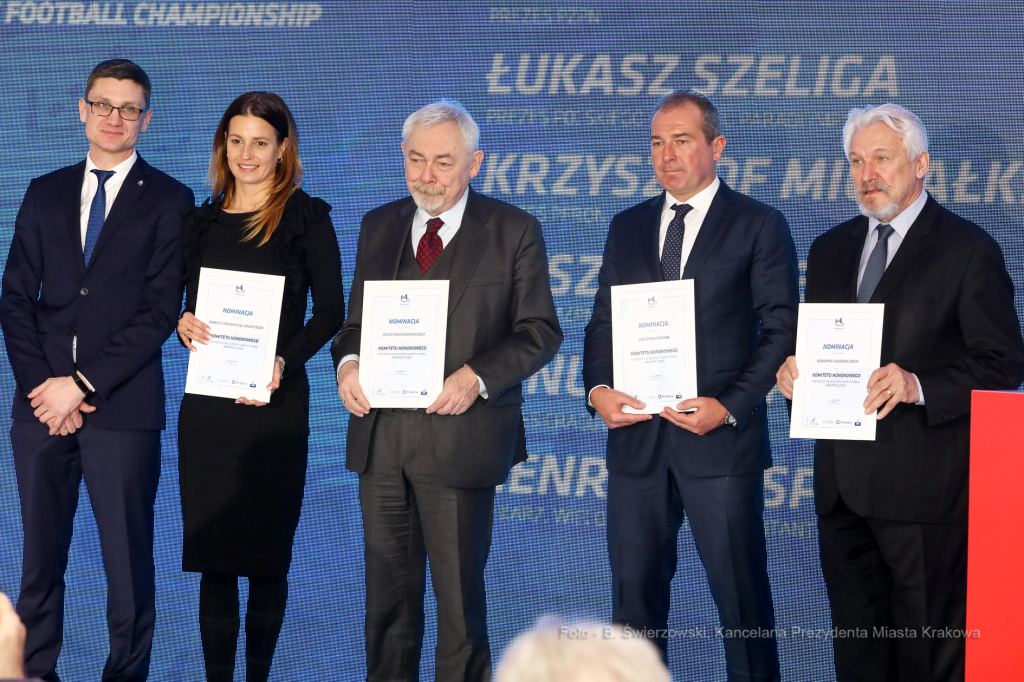 bs-lutego 02, 2020-img_1793.jpg-AMP Footbol,Majchrowski,Losowanie  Autor: B. Świerzowski