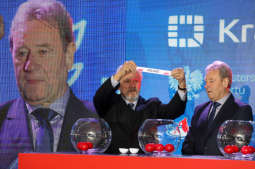 bs-lutego 02, 2020-img_1855.jpg-AMP Footbol,Majchrowski,Losowanie