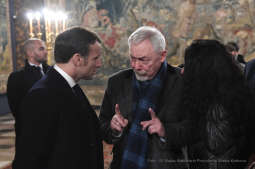 5252.jpg-Emmanuela Macrona