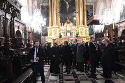 6161.jpg-Emmanuela Macrona