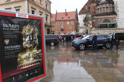 7171.jpg-Emmanuela Macrona