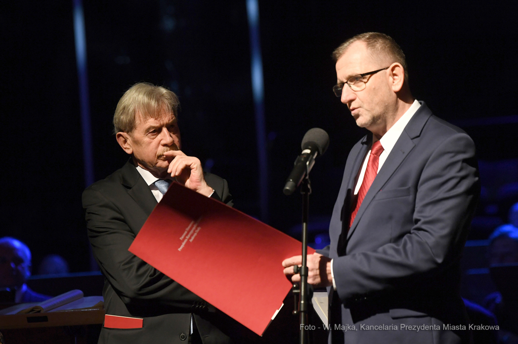 0202.jpg-Filharmonii Krakowskiej  Autor: W. Majka