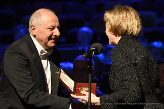 1010.jpg-Filharmonii Krakowskiej