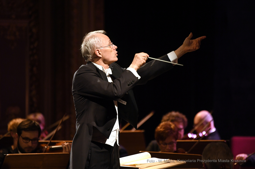 1414.jpg-Filharmonii Krakowskiej  Autor: W. Majka