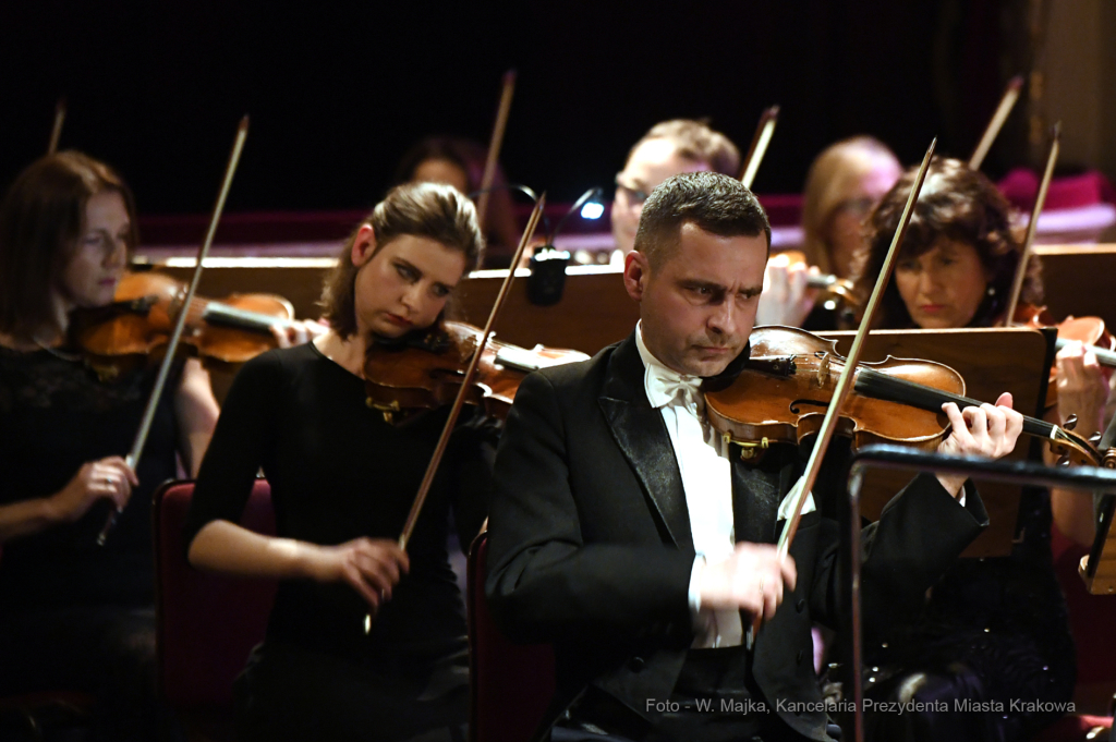 1515.jpg-Filharmonii Krakowskiej  Autor: W. Majka