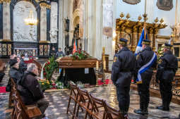 bs_200211_2346.jpg-prof. Juchnowicz,Kośmider,pogrzeb