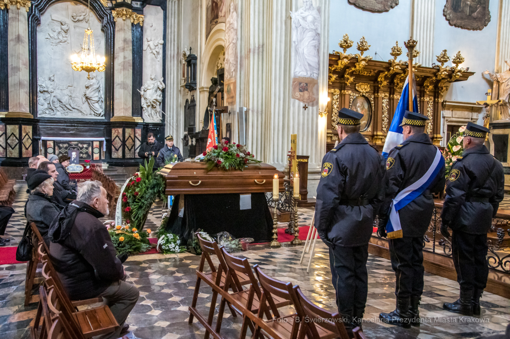 bs_200211_2346.jpg-prof. Juchnowicz,Kośmider,pogrzeb  Autor: B. Świerzowski