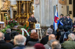 bs_200211_2381.jpg-prof. Juchnowicz,Kośmider,pogrzeb