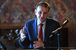 0404.jpg-Konferencja prasowa w sprawie współpracy Miasta i Wawelu