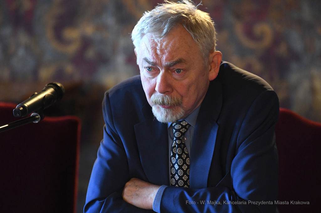 0505.jpg-Konferencja prasowa w sprawie współpracy Miasta i Wawelu  Autor: W. Majka