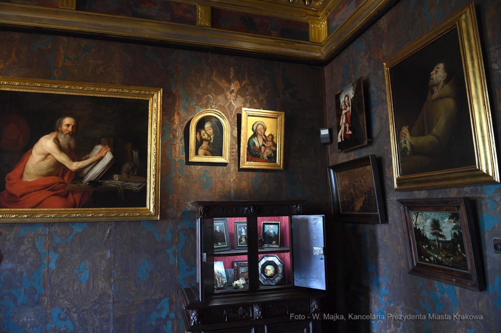 1717.jpg-Konferencja prasowa w sprawie współpracy Miasta i Wawelu  Autor: W. Majka