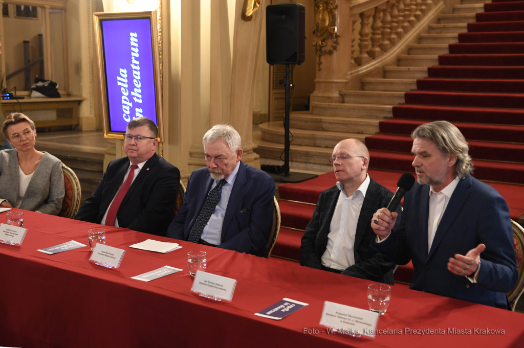 1313.jpg-Konferencja prasowa „Capella in Theatrum”  Autor: W. Majka