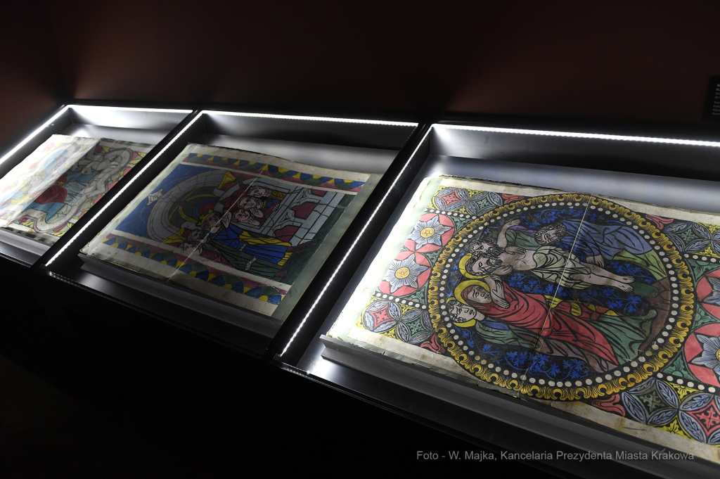 0303.jpg-Witraże  Autor: W. Majka