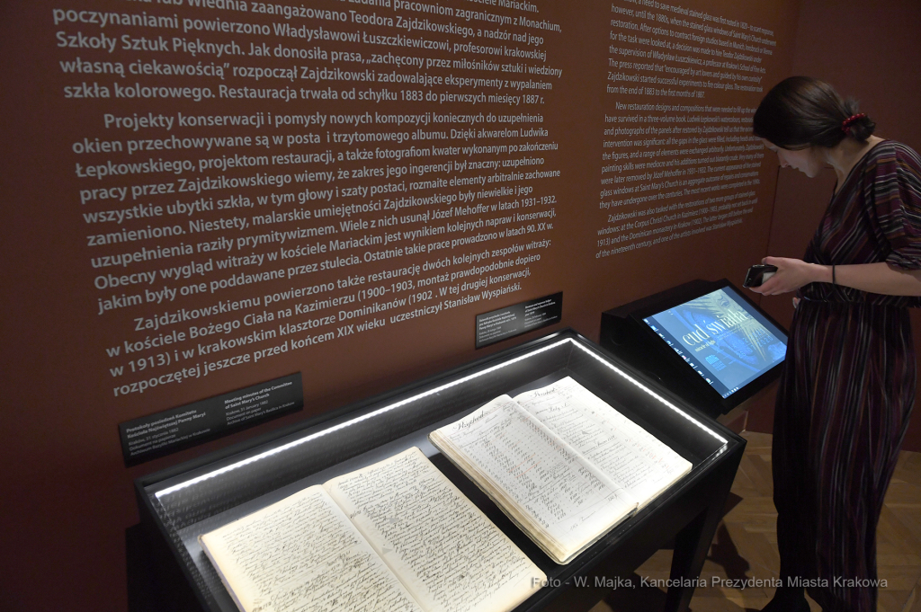 0404.jpg-Witraże  Autor: W. Majka