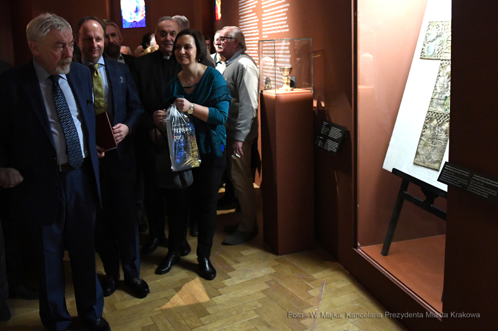 2727.jpg-Witraże  Autor: W. Majka