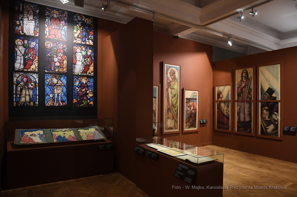 3636.jpg-Witraże  Autor: W. Majka