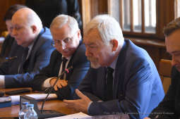 0505.jpg-parlamentarzyści