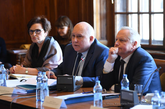 1212.jpg-parlamentarzyści