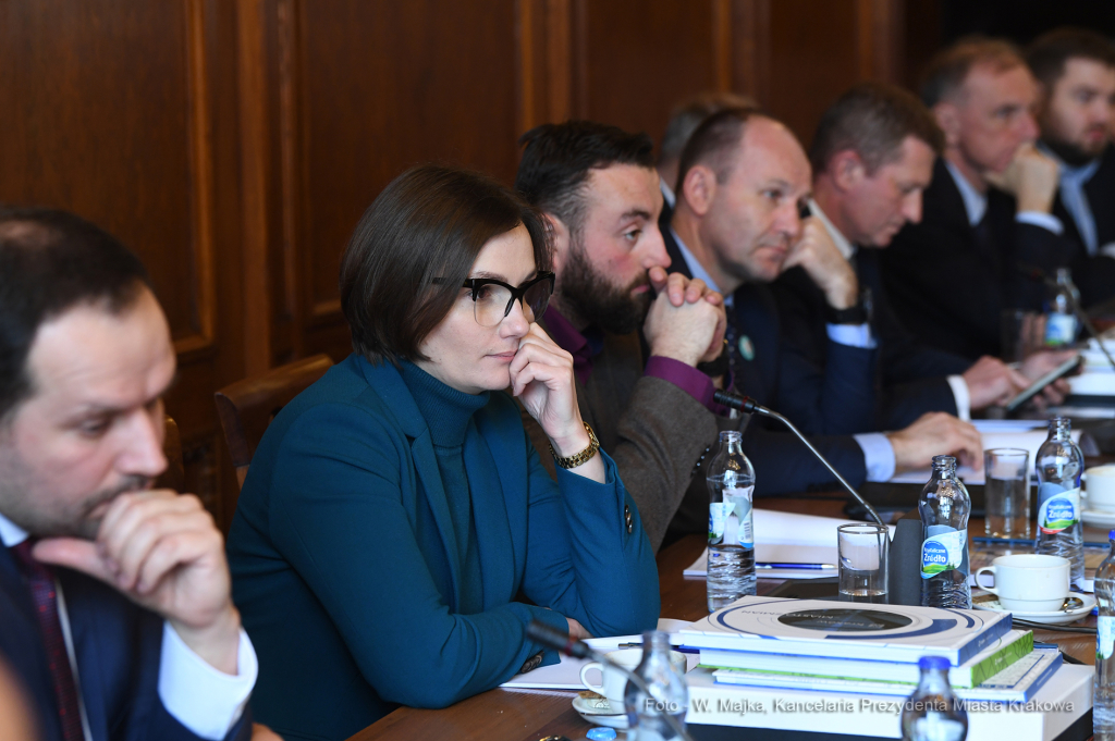 1818.jpg-parlamentarzyści  Autor: W. Majka