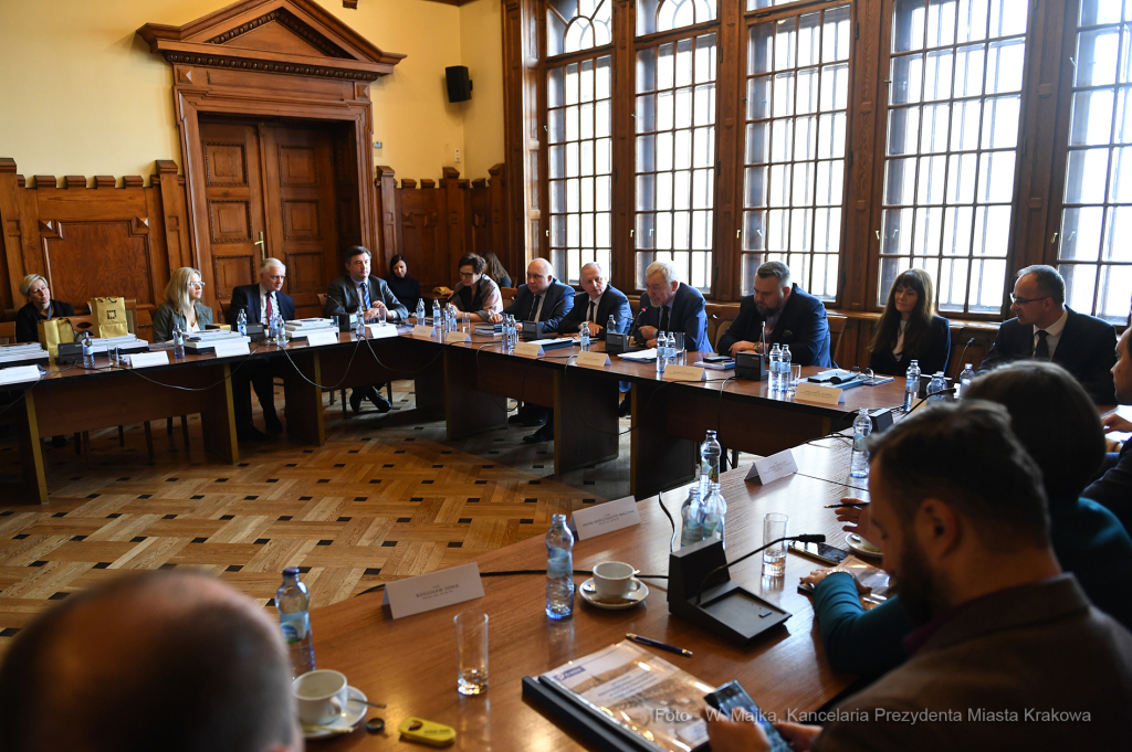 2828.jpg-parlamentarzyści  Autor: W. Majka