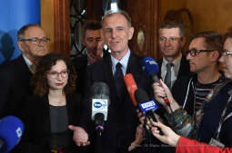 3333.jpg-parlamentarzyści