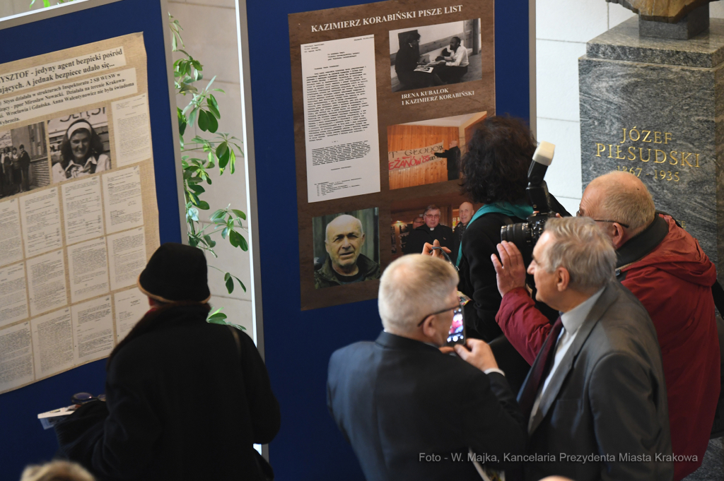 1212.jpg-wystawa Protest Głodowy  Autor: W. Majka
