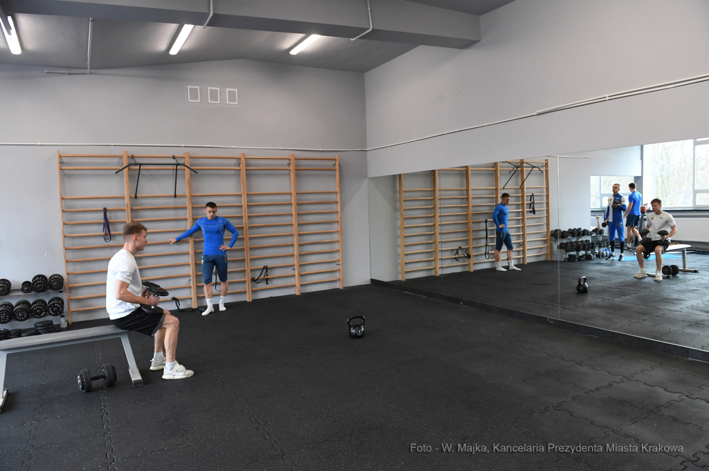 2222.jpg-Hutnik.  Autor: W. Majka