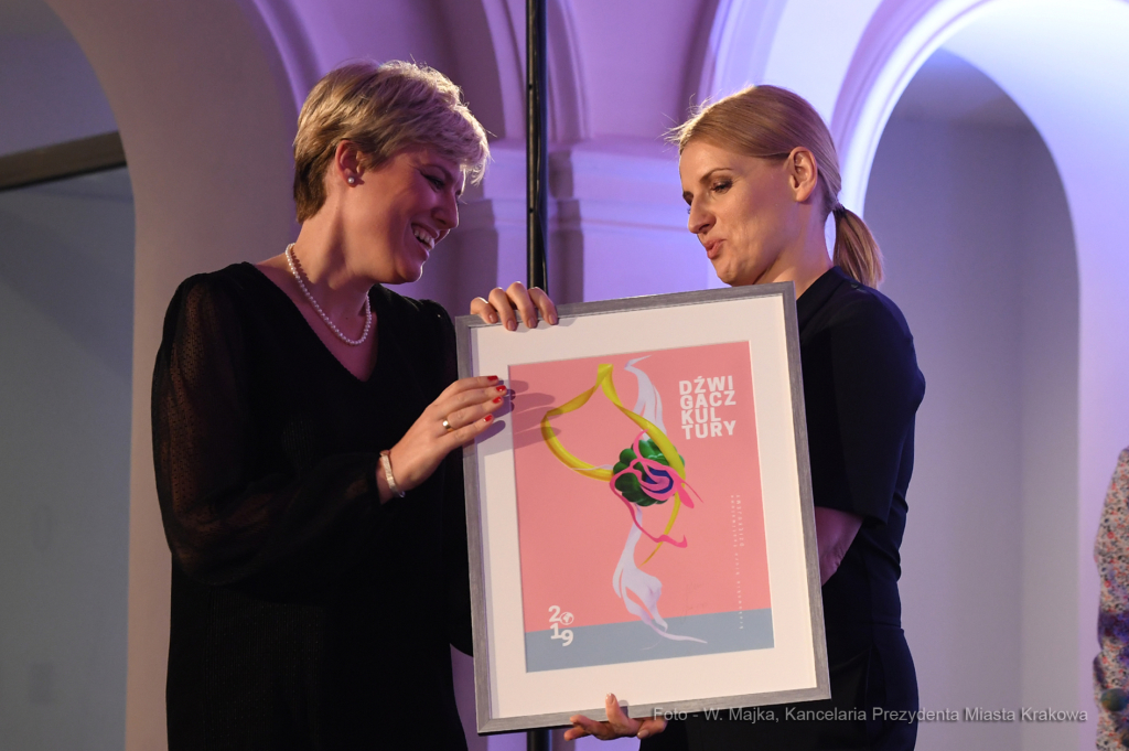 2020.jpg-Gala wręczenia nagród Dźwigacz Kultury  Autor: W. Majka