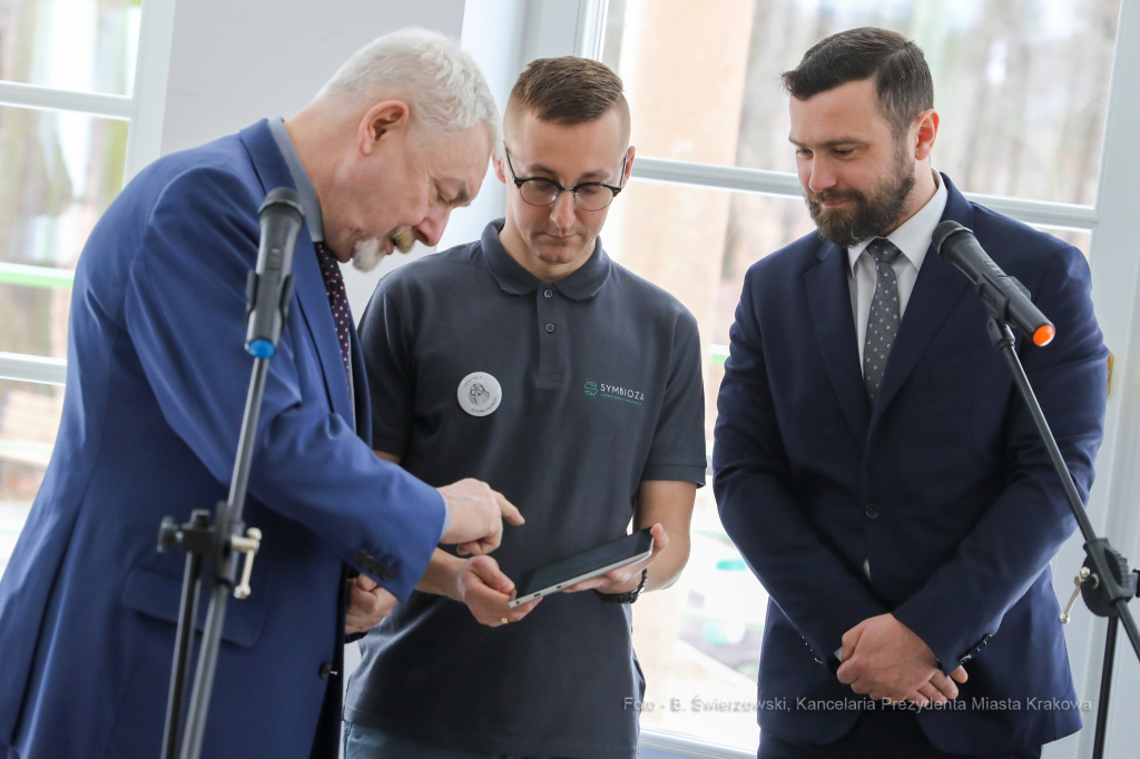 bs-lutego 29, 2020-img_8009.jpg-Symbioza,Las Wolski,Majchrowski,ZZM  Autor: B. Świerzowski