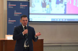 1616.jpg-spotkanie dyplomacji publicznej i kulturalnej