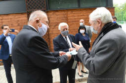 0202.jpg-Wizyta gospodarska w nowo wybudowanym zapleczu klub KS Kolejarz Prokocim