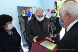 0404.jpg-Wizyta gospodarska w nowo wybudowanym zapleczu klub KS Kolejarz Prokocim