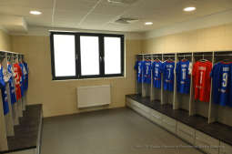 0202.jpg-Wizyta gospodarska w zmodernizowanych obiektach K.S. Clepardia