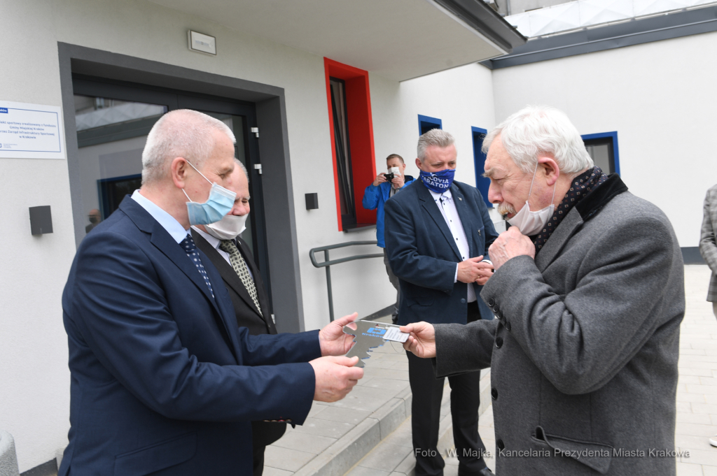 0707.jpg-Wizyta gospodarska w zmodernizowanych obiektach K.S. Clepardia  Autor: W. Majka