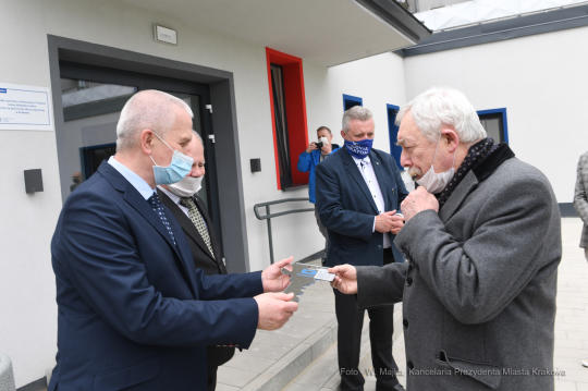 0707.jpg-Wizyta gospodarska w zmodernizowanych obiektach K.S. Clepardia