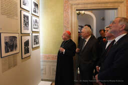 1616.jpg-Uroczyste otwarcie wystawy „Pasterz. Stulecie urodzin Świętego Jana Pawła II”