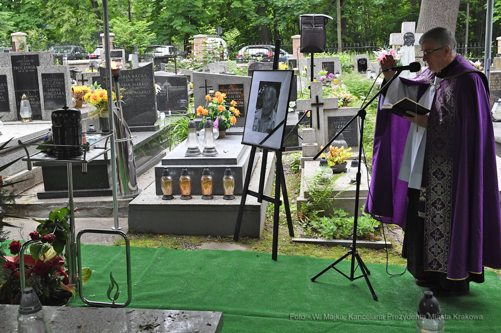 0404.jpg-prof. Grodziński  Autor: W. Majka