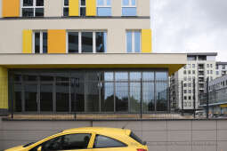 0202.jpg-szkoła na oś. Gotyk