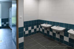 1111.jpg-szkoła na oś. Gotyk