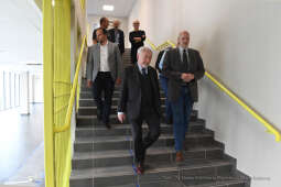 1212.jpg-szkoła na oś. Gotyk