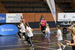 1a4a0289_1024.jpg-Na sport(n)owo w rytmie zumby, ZIS, ruch