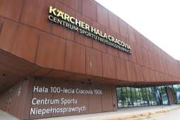 f91a9185_1024.jpg-Na sport(n)owo w rytmie zumby, ZIS, ruch