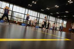 f91a9308_1024.jpg-Na sport(n)owo w rytmie zumby, ZIS, ruch