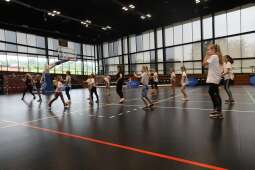 f91a9316_1024.jpg-Na sport(n)owo w rytmie zumby, ZIS, ruch