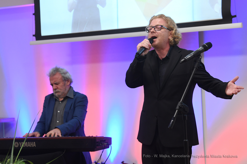 0303.jpg-Filantrop  Autor: W. Majka