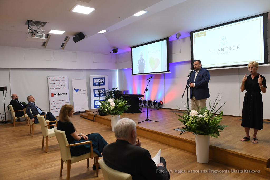 0505.jpg-Filantrop  Autor: W. Majka